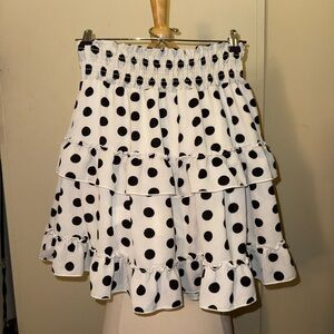 Altar’d state Black White Polka Dot tiered high waisted mini Skirt med